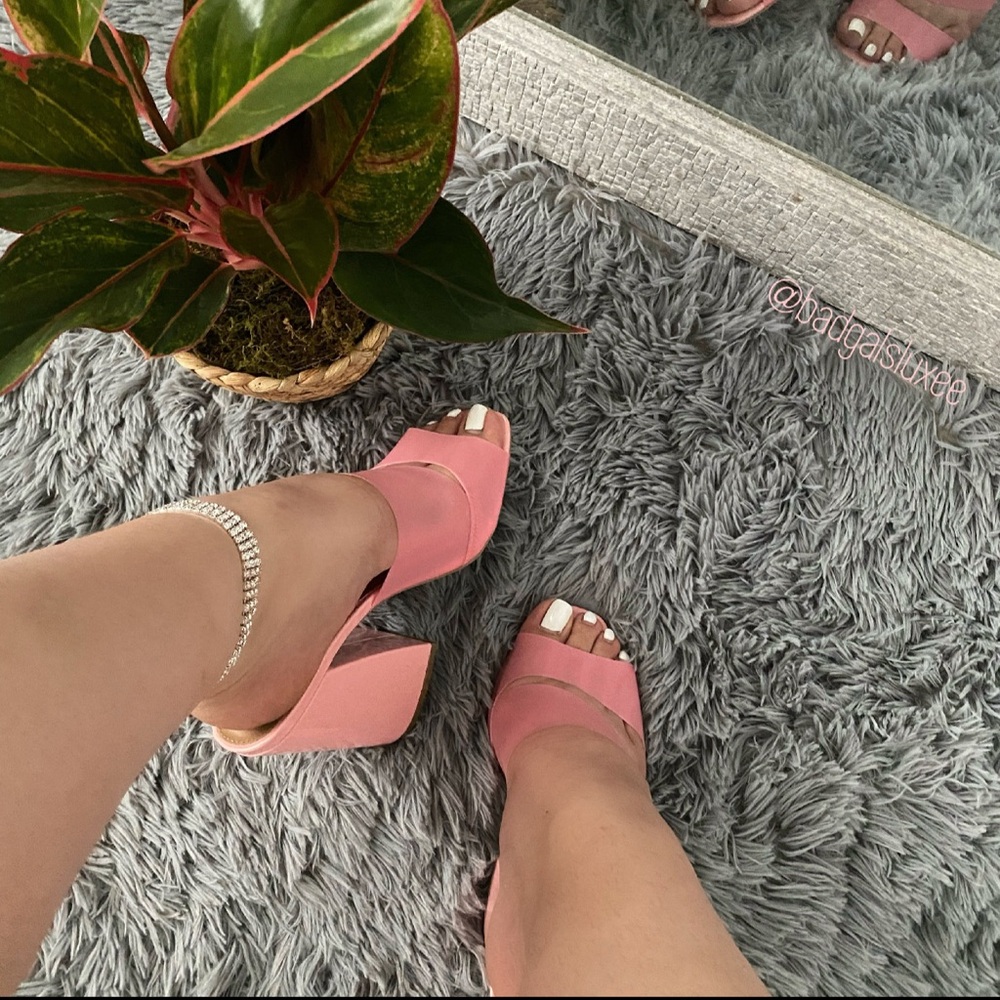 Elegant Pink Women's Heels